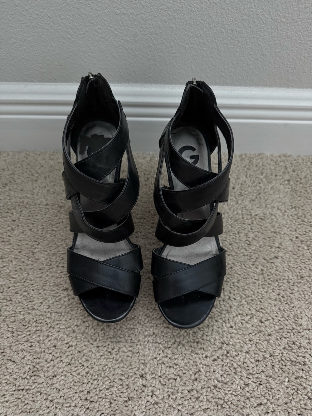 Guess High Heels - Picture 5 of 13